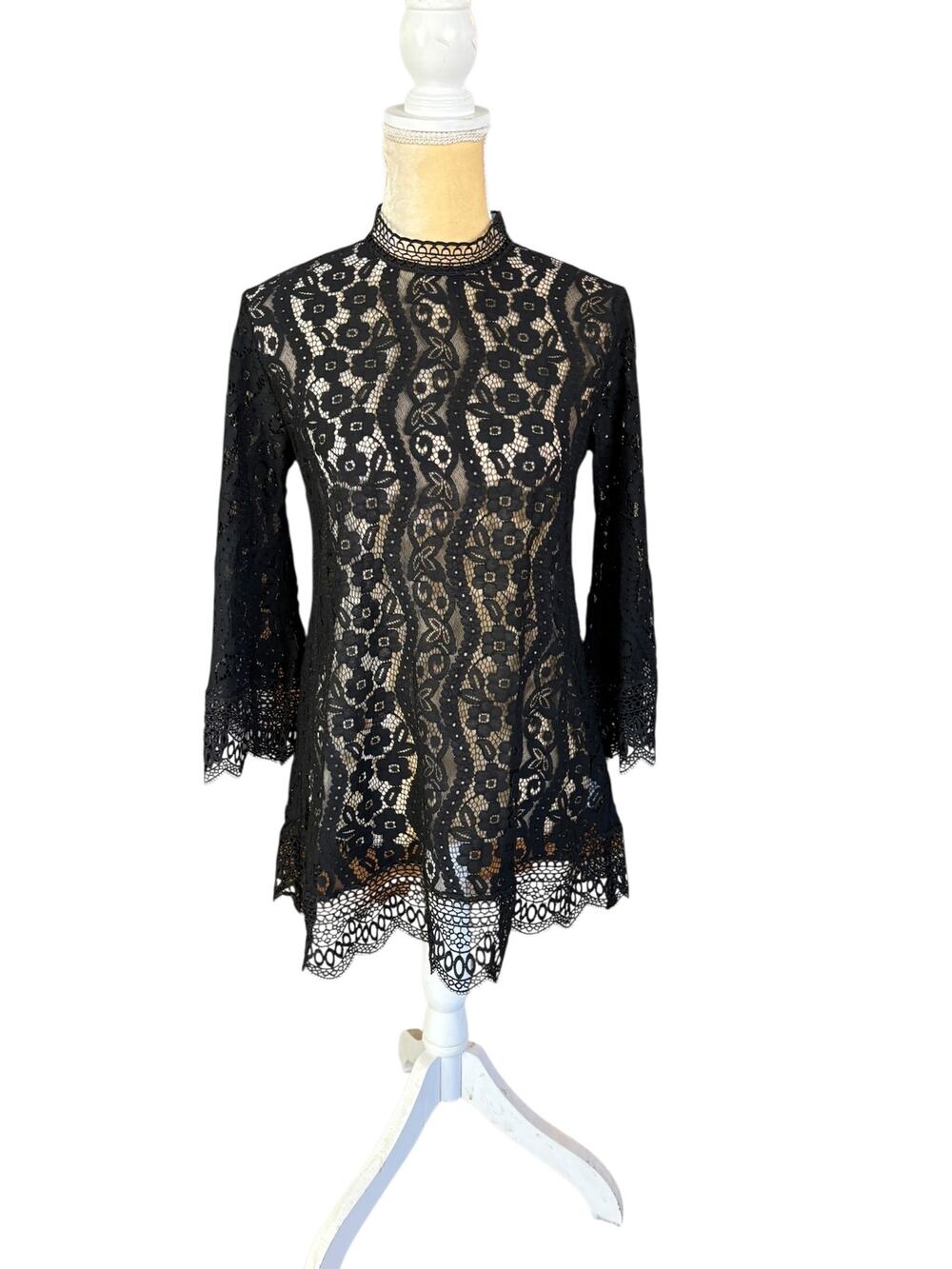 Johnny Was BIYA Black Starlet Lace Blouse Top Size Small Missing Slip